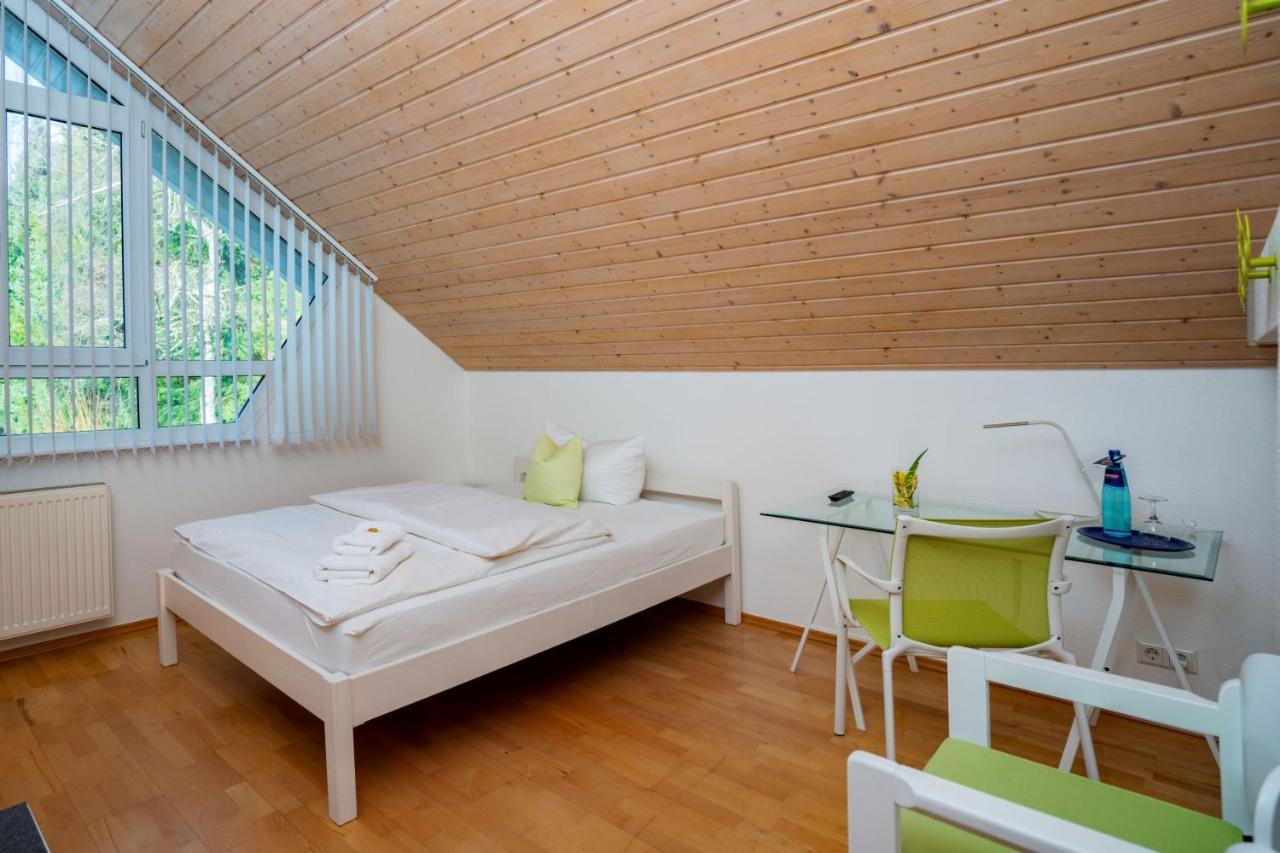 Gasthof Lindenbuck Hotel *